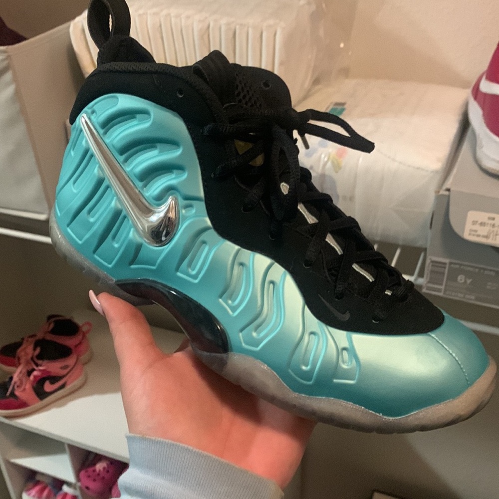 Nike Jordan foam posite island green